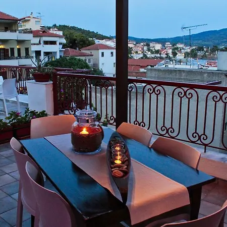 Aparthotel Selini House *